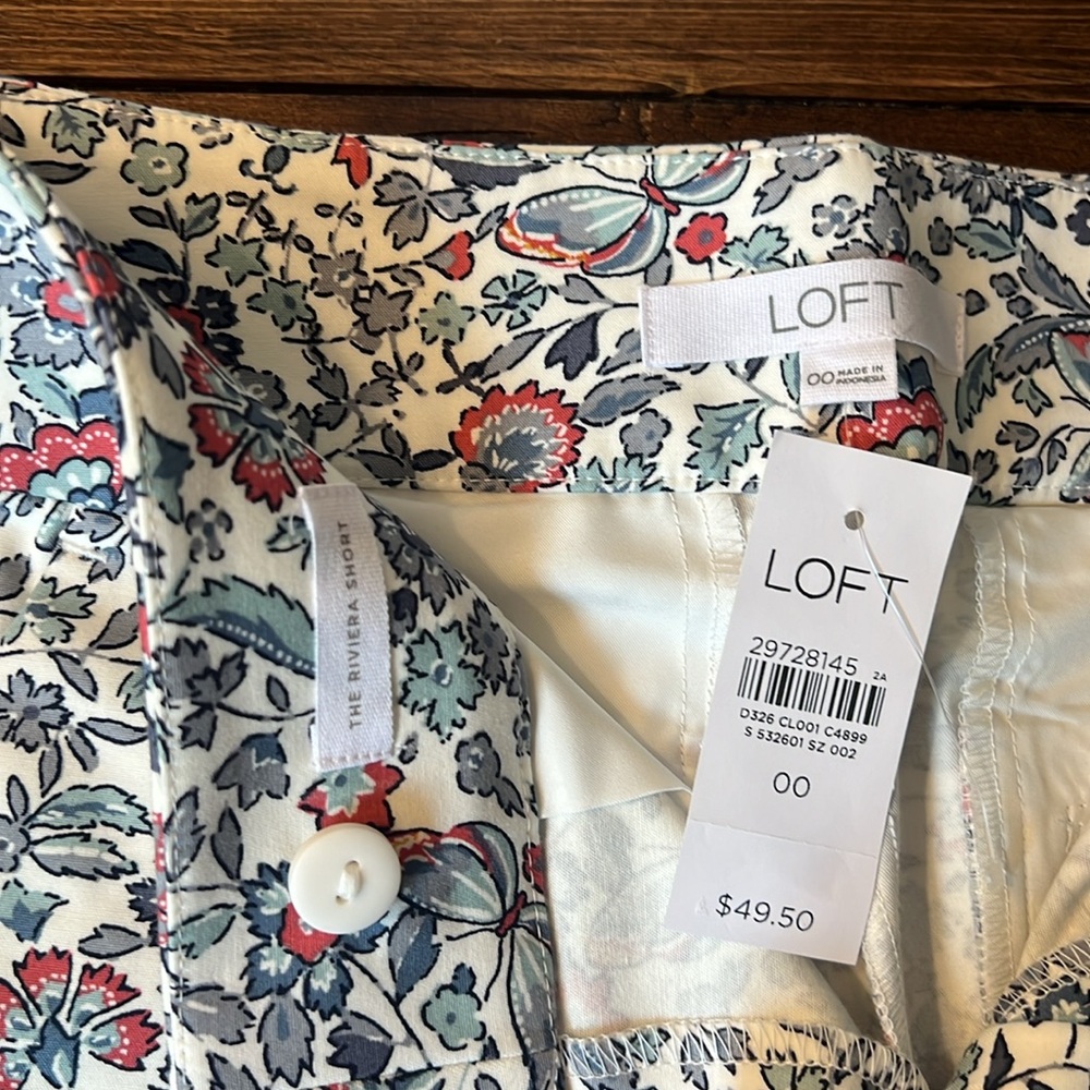Loft The Riviera Shorts, size 00 - Picture 2 of 5